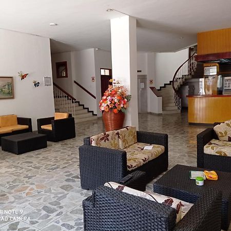 Hotel Betoma Santa Marta  Buitenkant foto