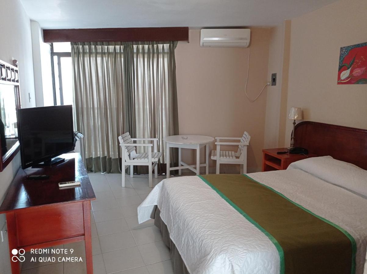 Hotel Betoma Santa Marta  Buitenkant foto