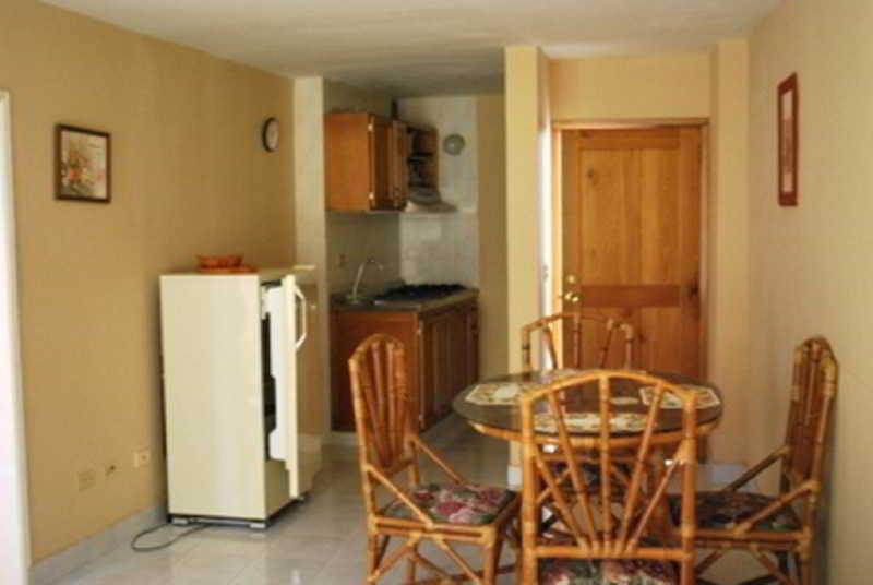 Hotel Betoma Santa Marta  Buitenkant foto