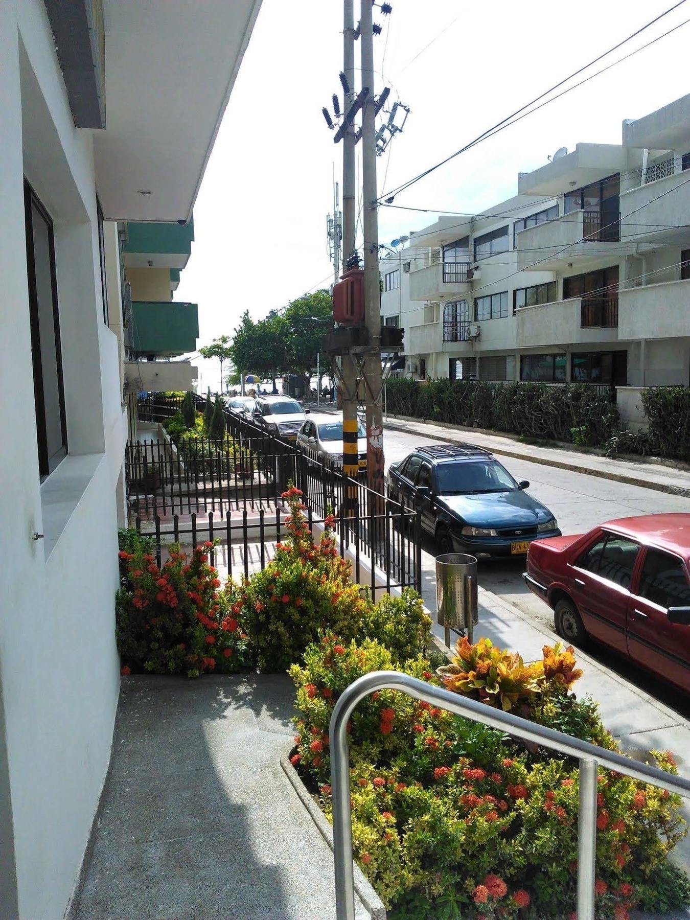 Hotel Betoma Santa Marta  Buitenkant foto