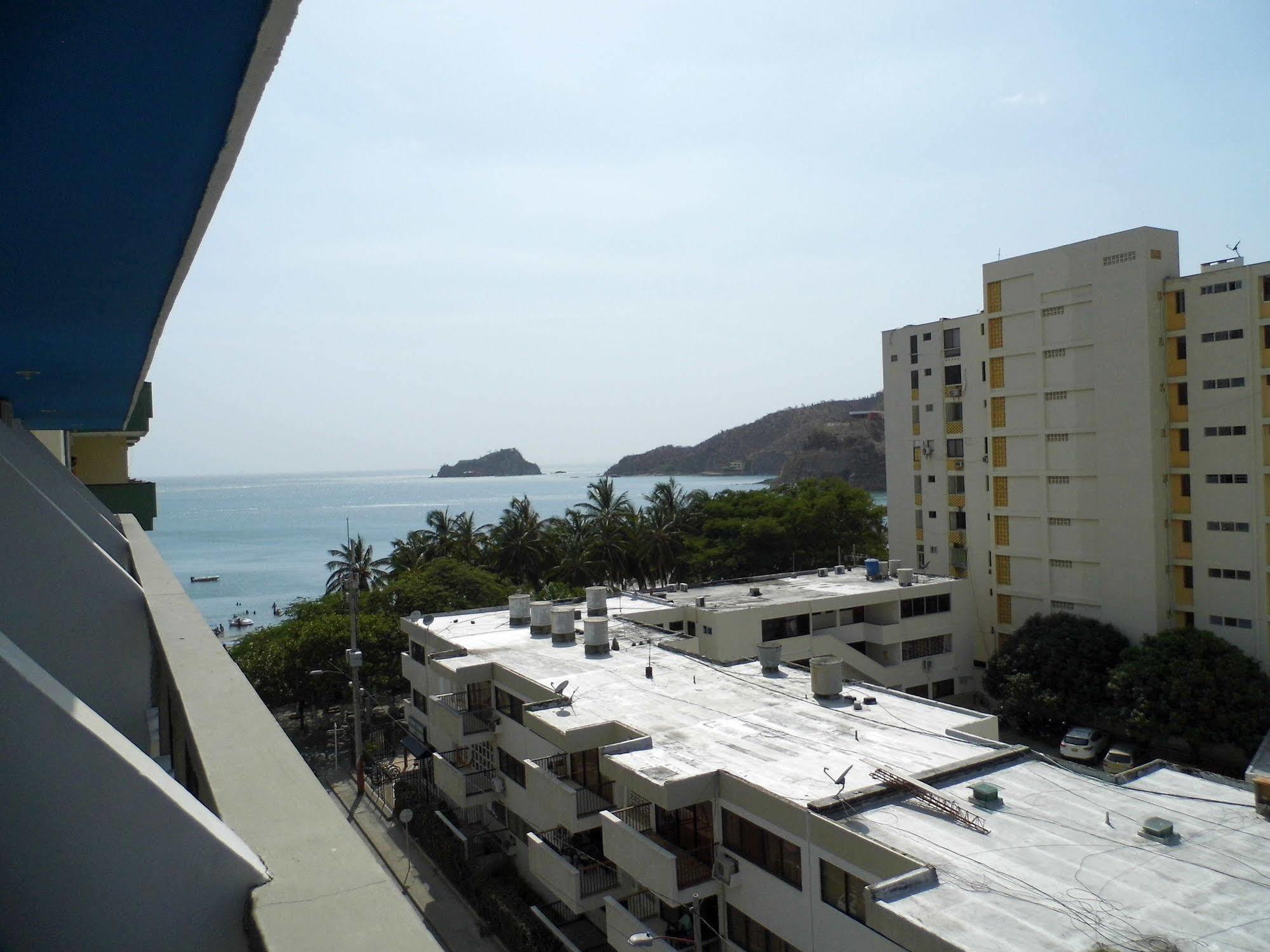 Hotel Betoma Santa Marta  Buitenkant foto